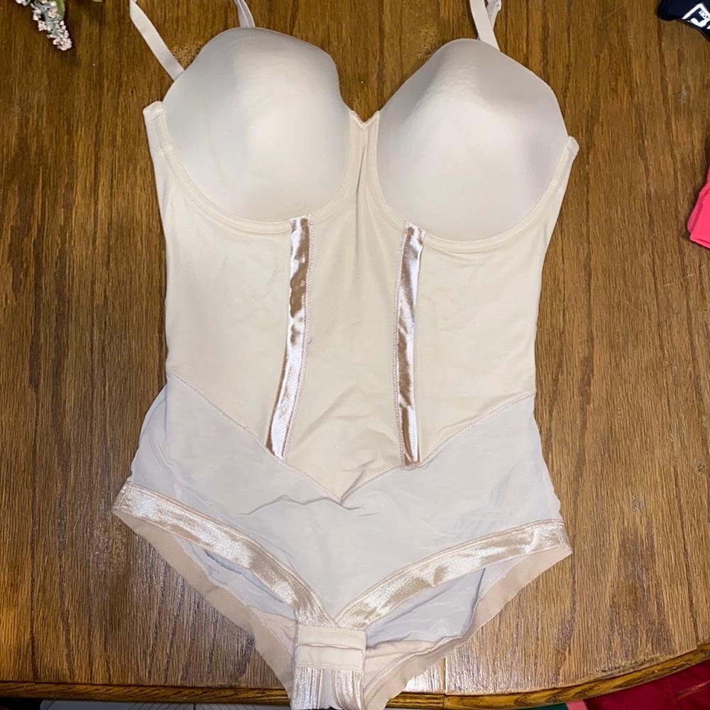 Body shaper (faja) with boning #hourglassshape